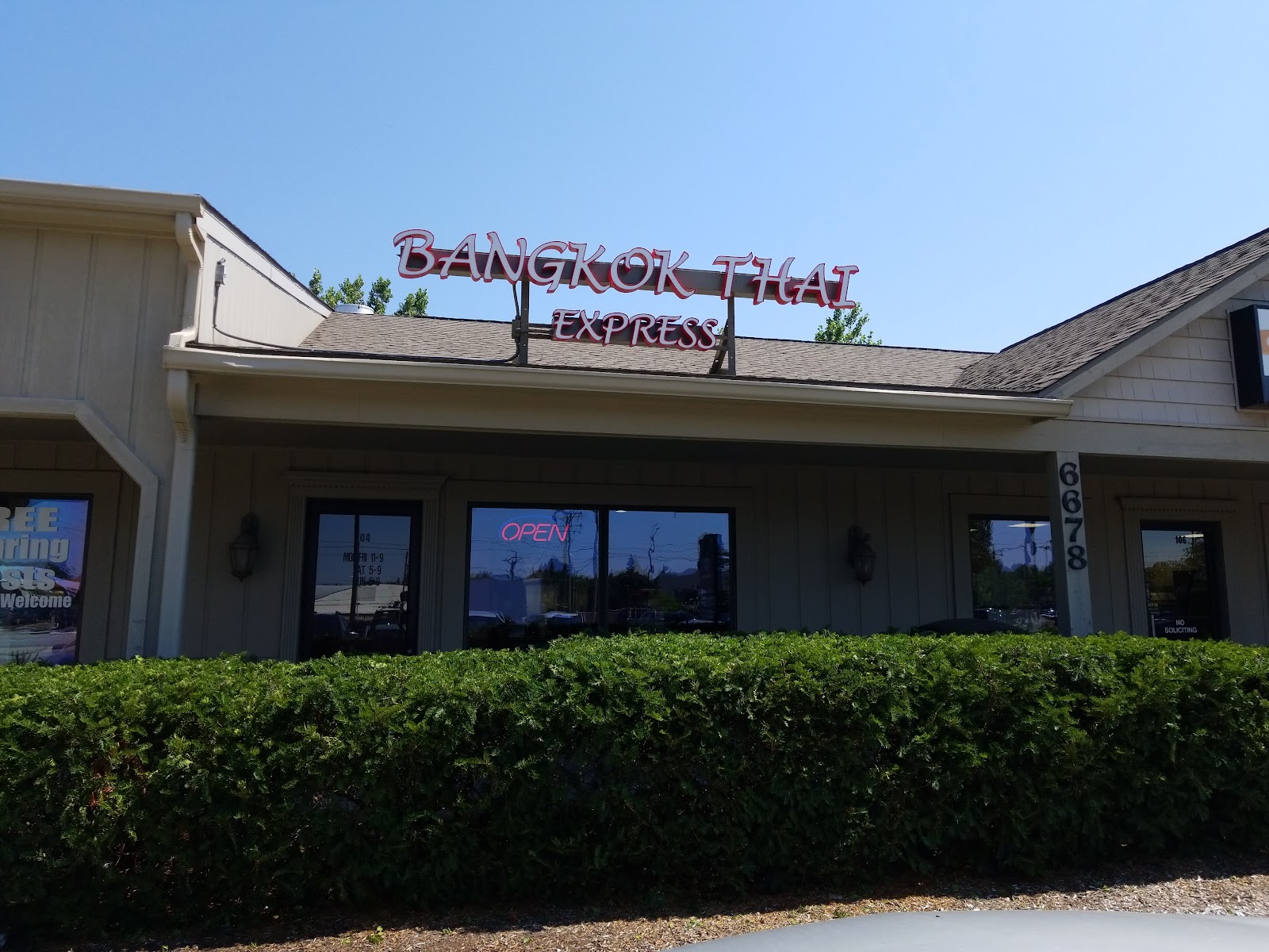 Bangkok Thai Express — photo