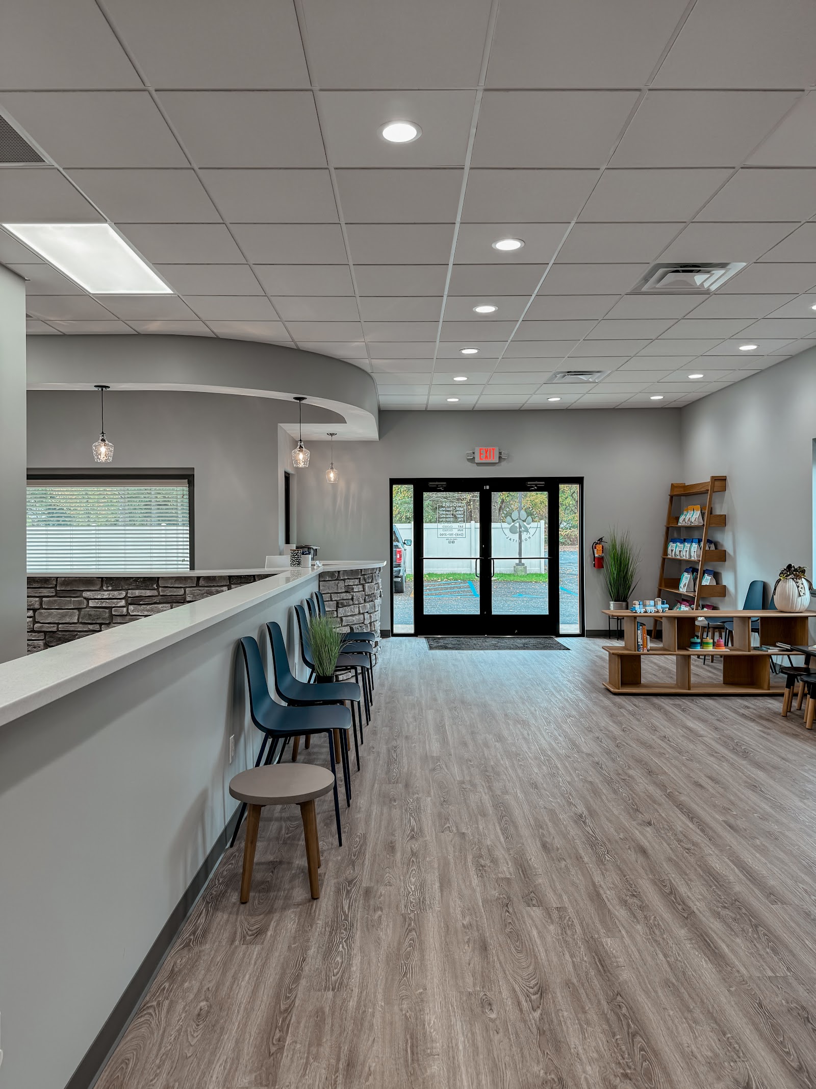 Dixie Veterinary Hospital — photo