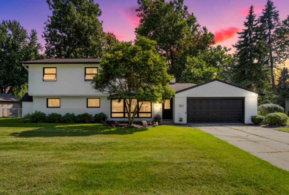 Michigan Life Real Estate - REAL Broker LLC in Village of Clarkston