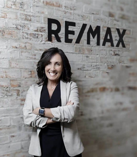 Shelley Oswalt-Realtor — photo
